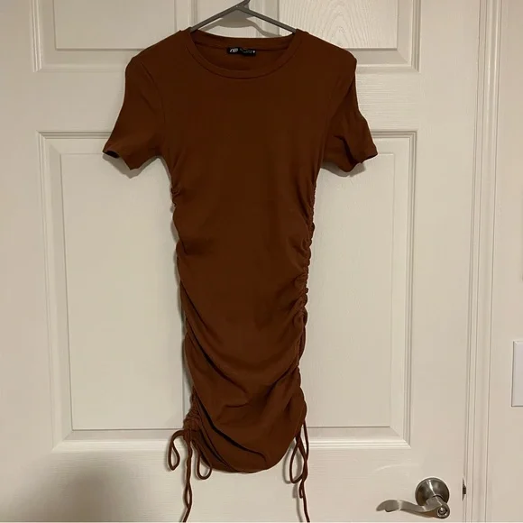 Zara Brown Ruched Short Sleeve Fitted Mini Dress Size S - Picture 2 of 3